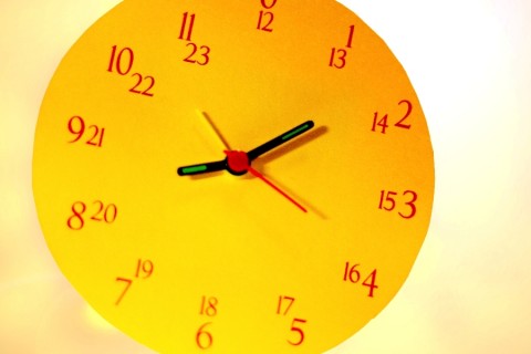 DIY Analogue Clock DIY analogue clock - nice colour right?