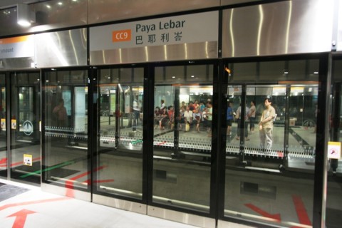 circle-line-12